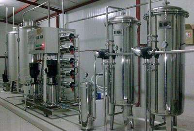 純凈水工藝中管道金屬夾的應(yīng)用與重要性